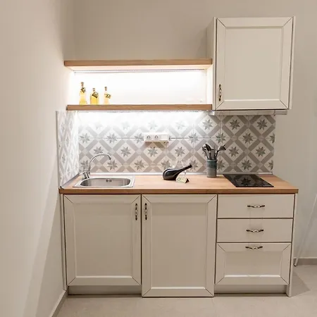 Mageiras Boutique Apartment *